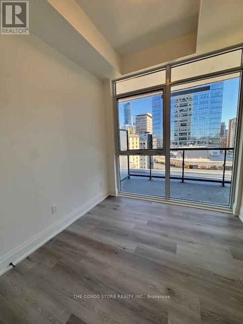 1104 - 280 Dundas Street W, Toronto, Ontario  M5T 1G2 - Photo 11 - C12469839