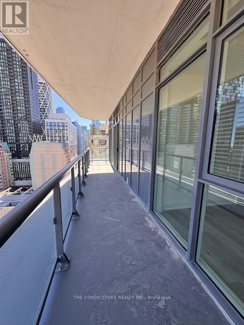 1104 - 280 Dundas Street W, Toronto, Ontario  M5T 1G2 - Photo 14 - C12469839