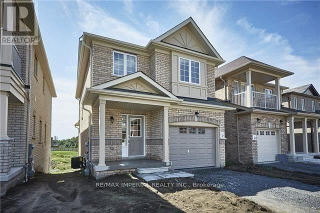 33 WIMBLEDON COURT, Whitby, Ontario