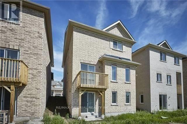 33 Wimbledon Court, Whitby, Ontario  L1P 0B7 - Photo 9 - E12469845