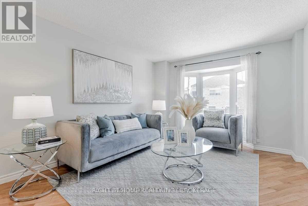 49 Sorrell Crescent, Markham, Ontario  L3S 1L5 - Photo 11 - N12469842