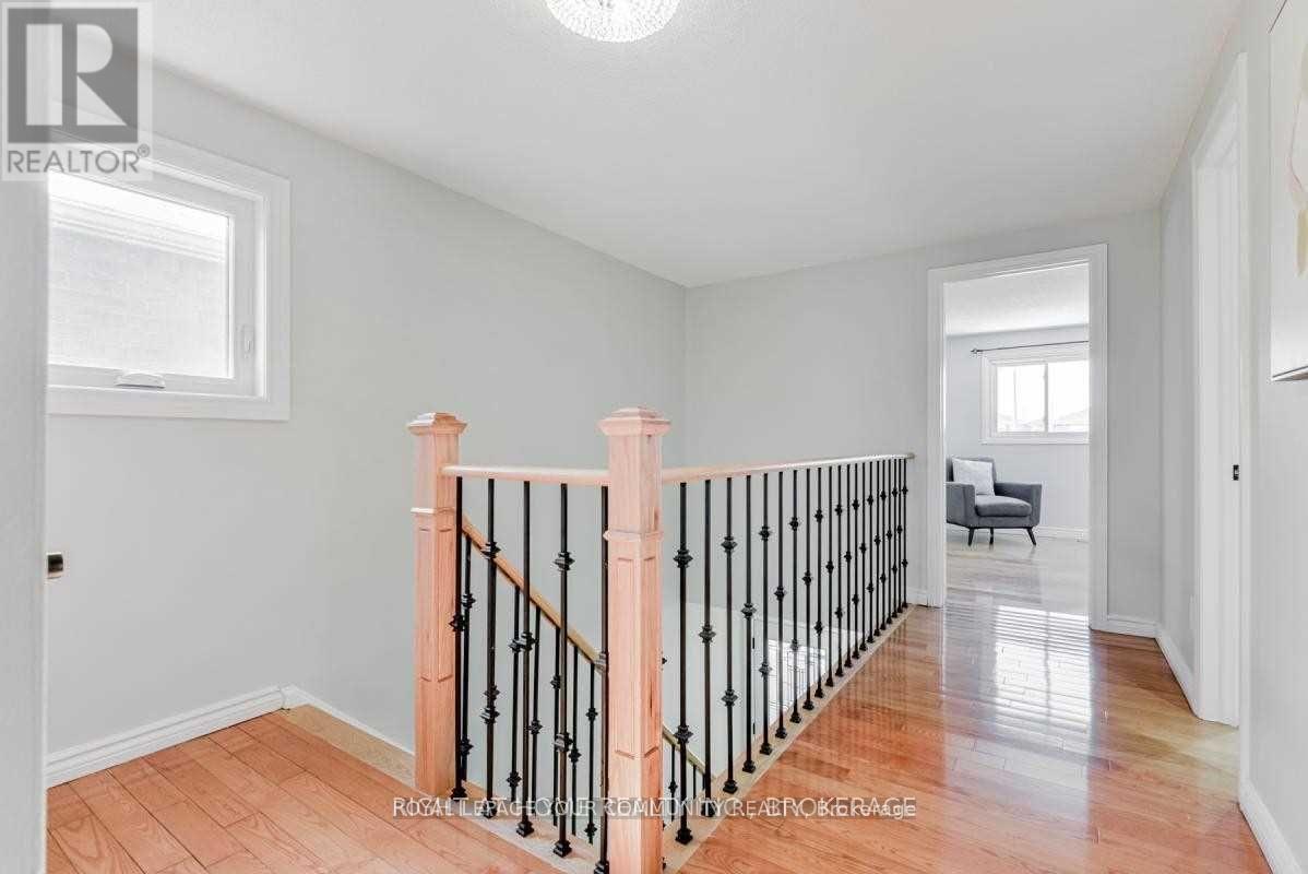 49 Sorrell Crescent, Markham, Ontario  L3S 1L5 - Photo 15 - N12469842