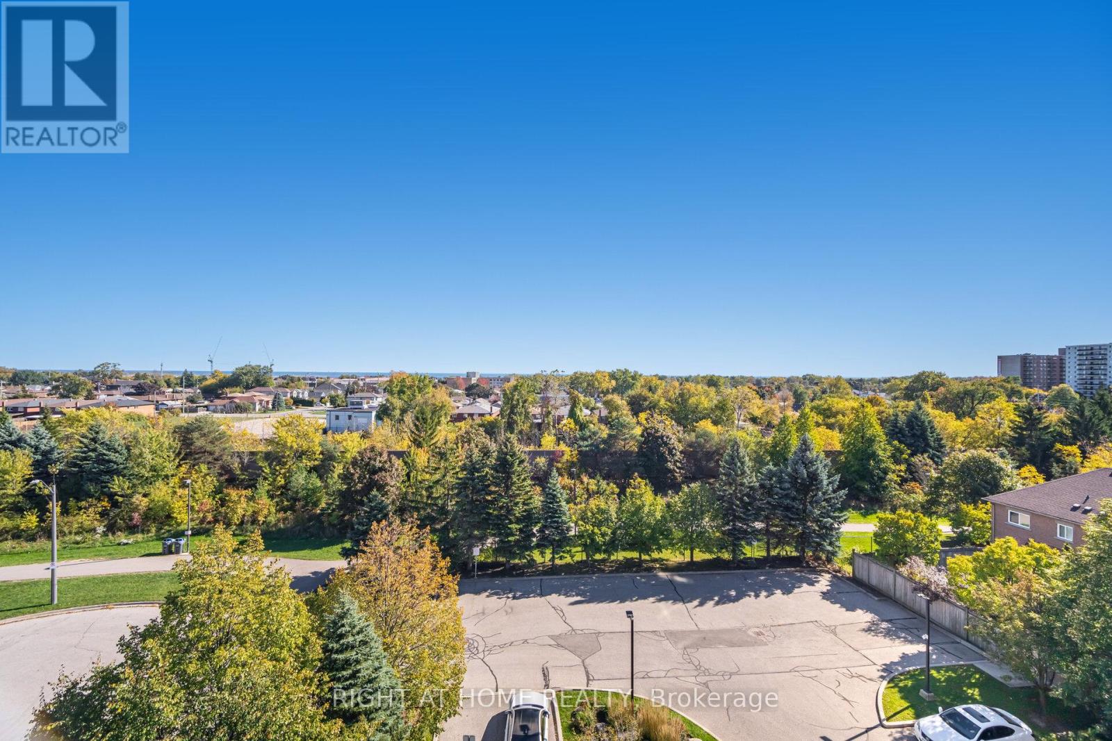 605 - 1140 Parkwest Place, Mississauga, Ontario  L5E 3K9 - Photo 21 - W12469841