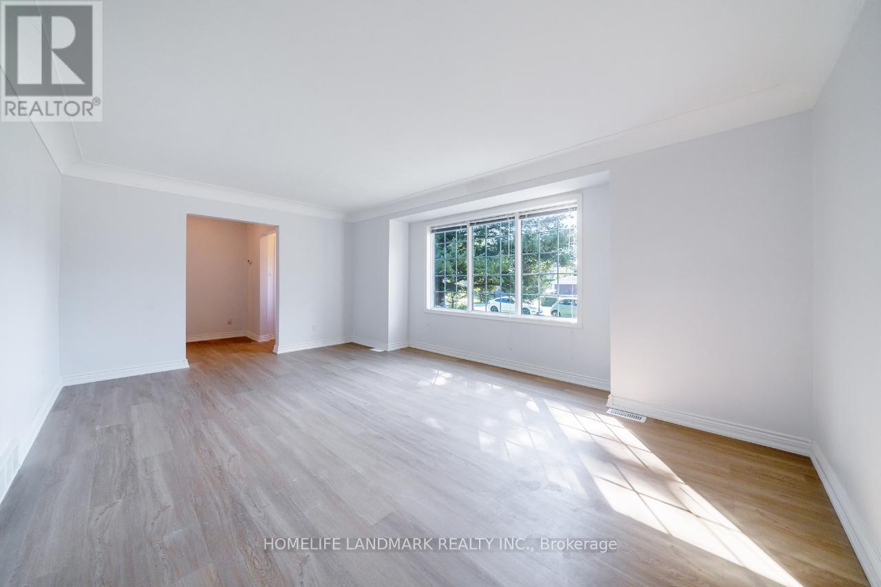 183 Waneta Drive, Oakville, Ontario  L6K 2T6 - Photo 7 - W12469846