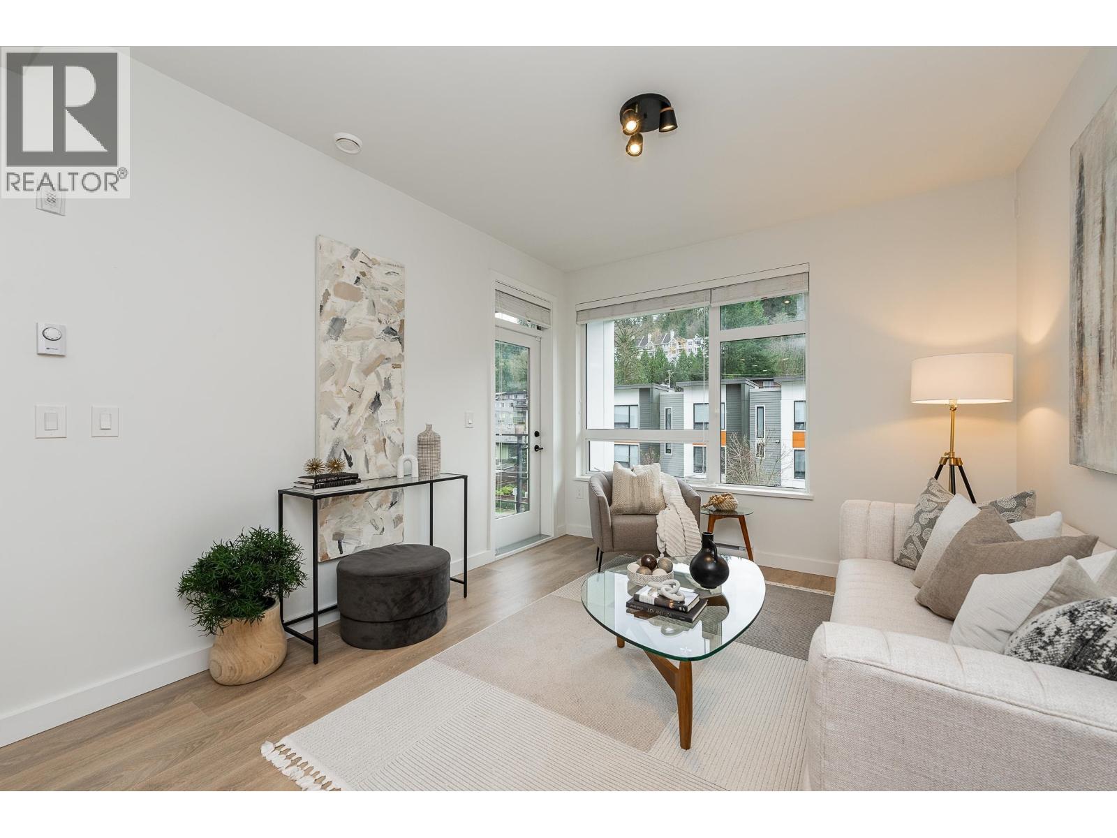 112 3038 St George Street, Port Moody, British Columbia  V3H 0L3 - Photo 4 - R3058792