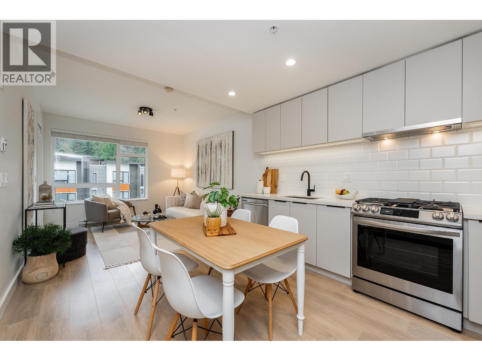 112 3038 St George Street, Port Moody, British Columbia  V3H 0L3 - Photo 12 - R3058792