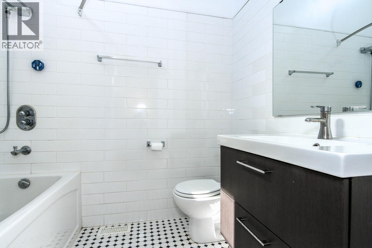 1525 Elinor Crescent, Port Coquitlam, British Columbia  V3C 2Y3 - Photo 18 - R3058442