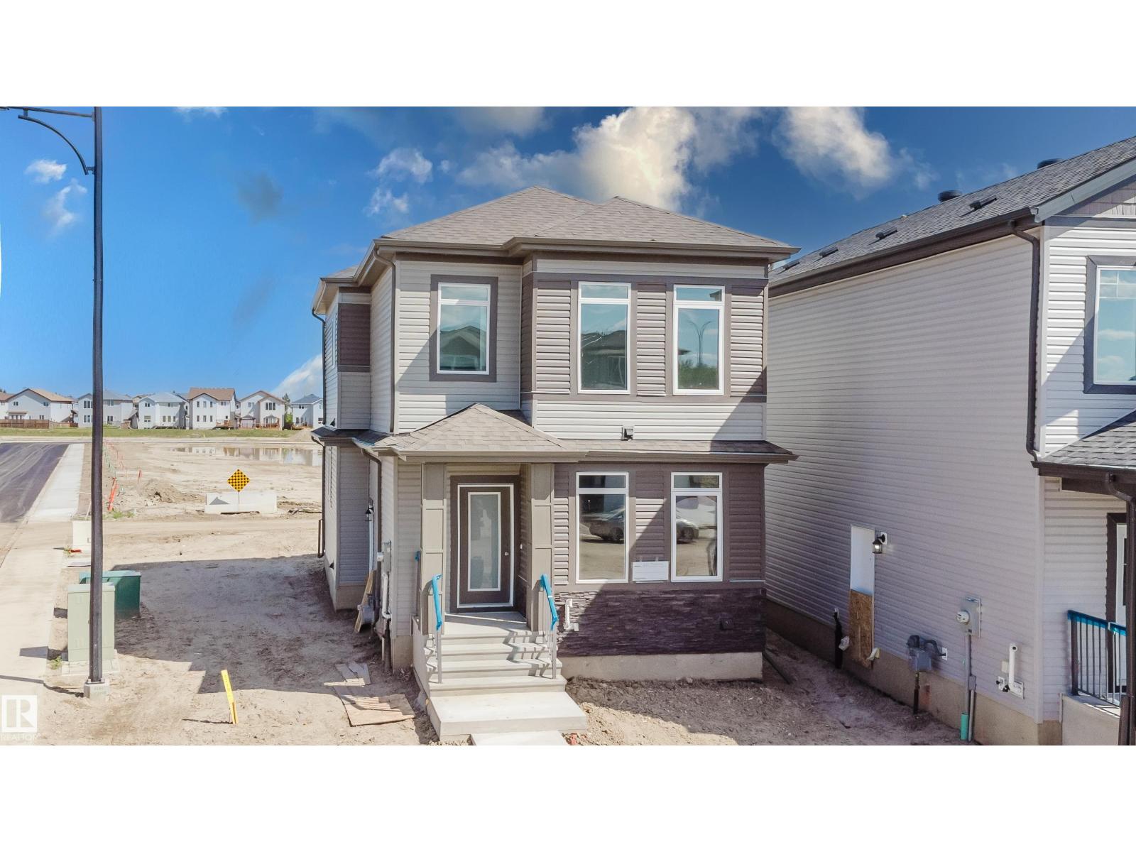 261 Munn Wy, Leduc, Alberta  T9E 0S9 - Photo 3 - E4462664