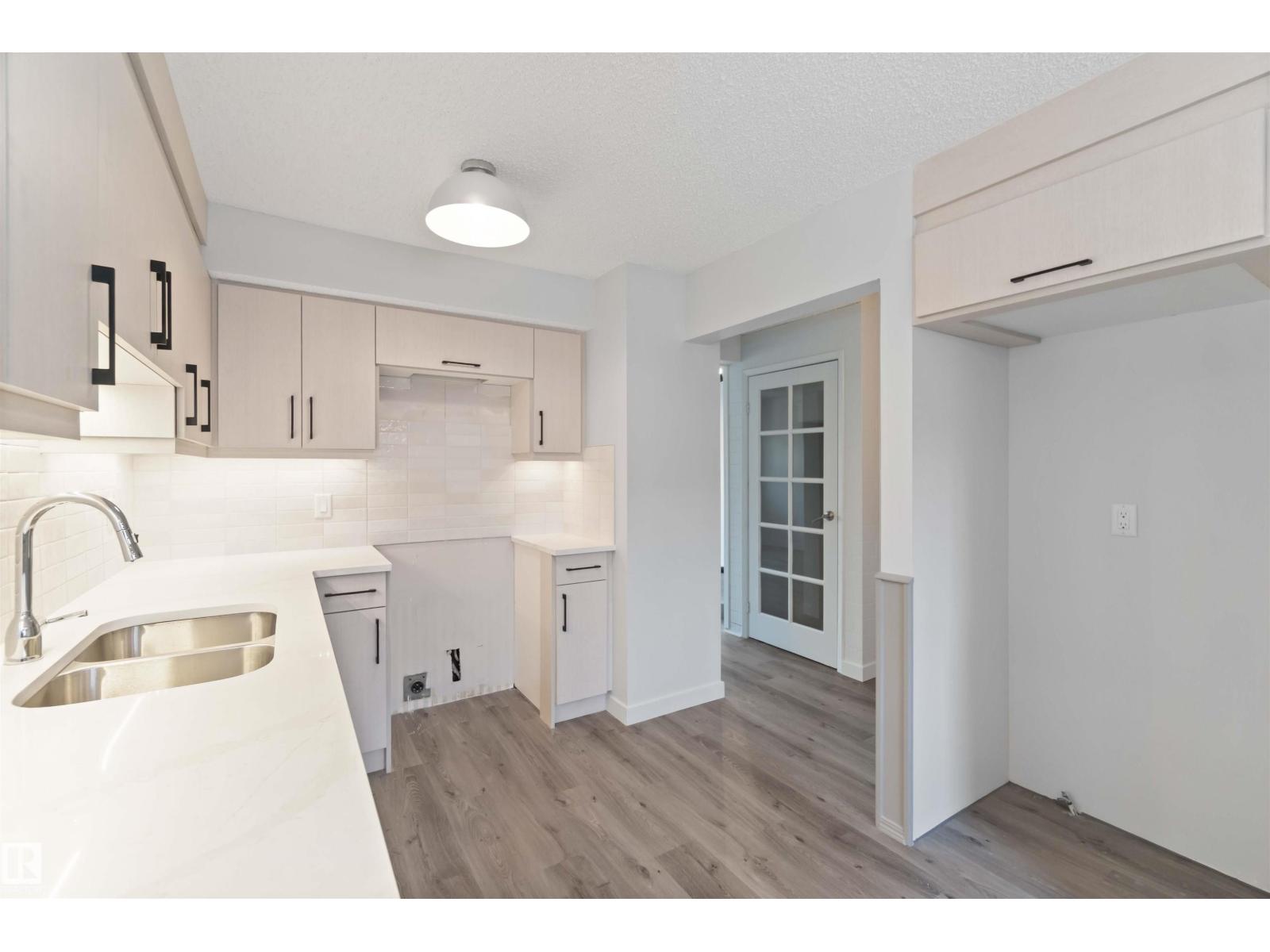 Unknown Address, ,     - Photo 10 - E4462665