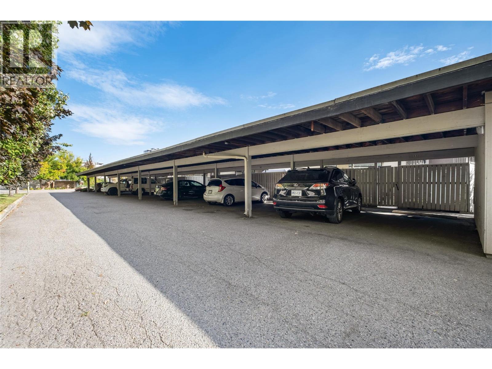 353 Boyce Crescent Unit# 14 Kelowna Photo 17