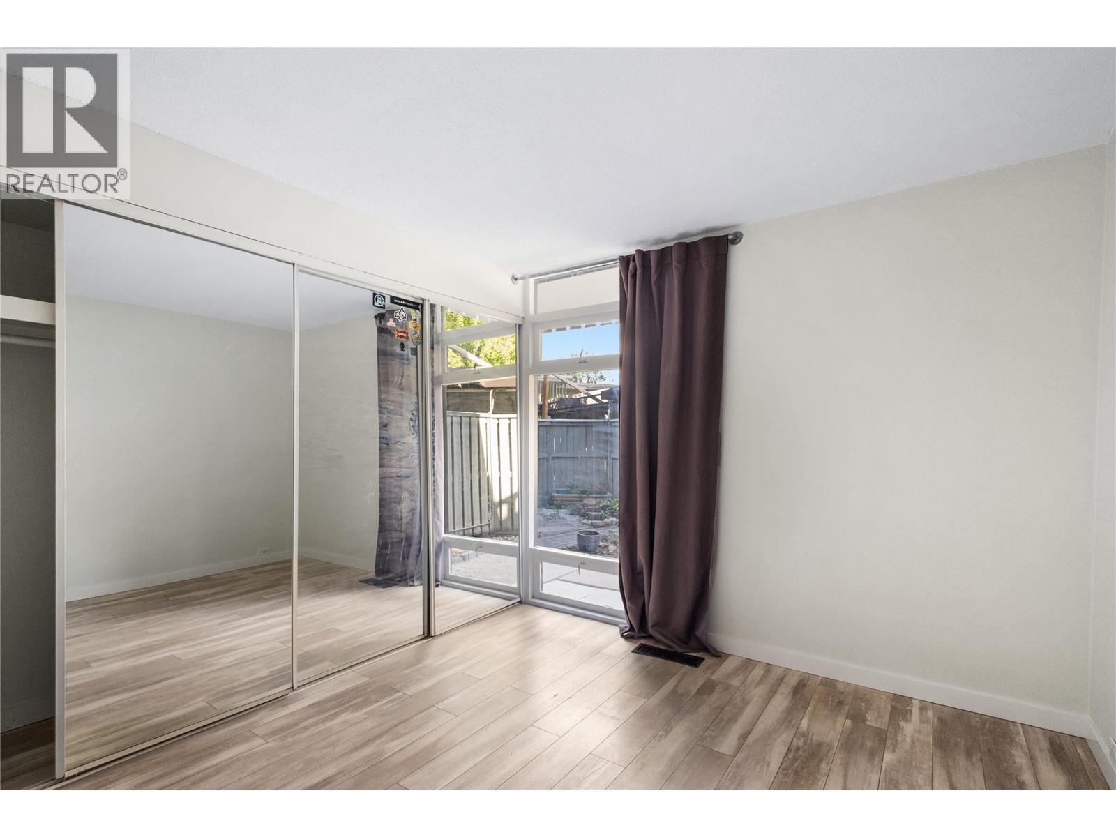 353 Boyce Crescent Unit# 14 Kelowna Photo 11