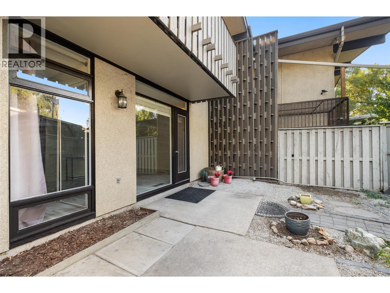 353 Boyce Crescent Unit# 14 Kelowna Photo 9