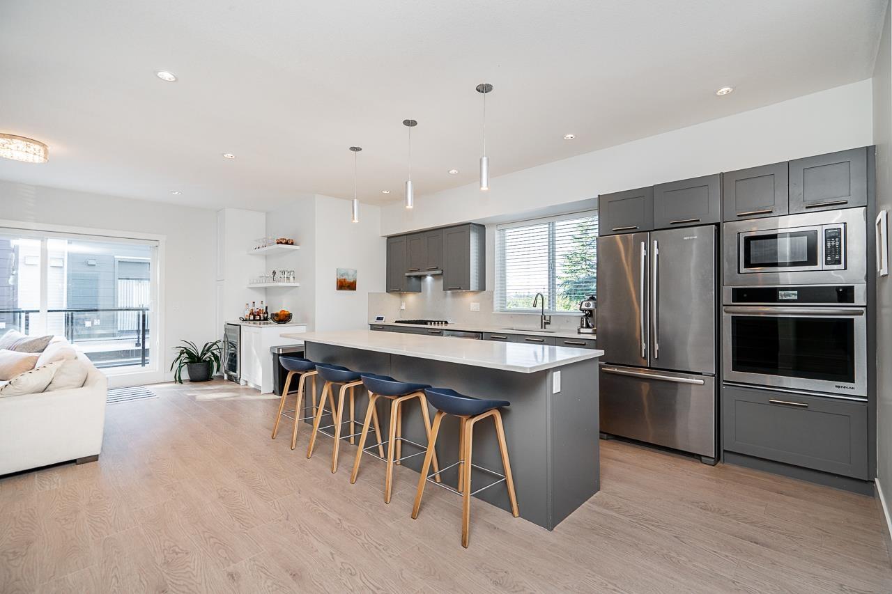 235 2218 Oak Meadows Drive, Surrey, British Columbia  V3Z 0W6 - Photo 12 - R3052445