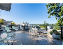 235 2218 OAK MEADOWS DRIVE, Surrey, British Columbia