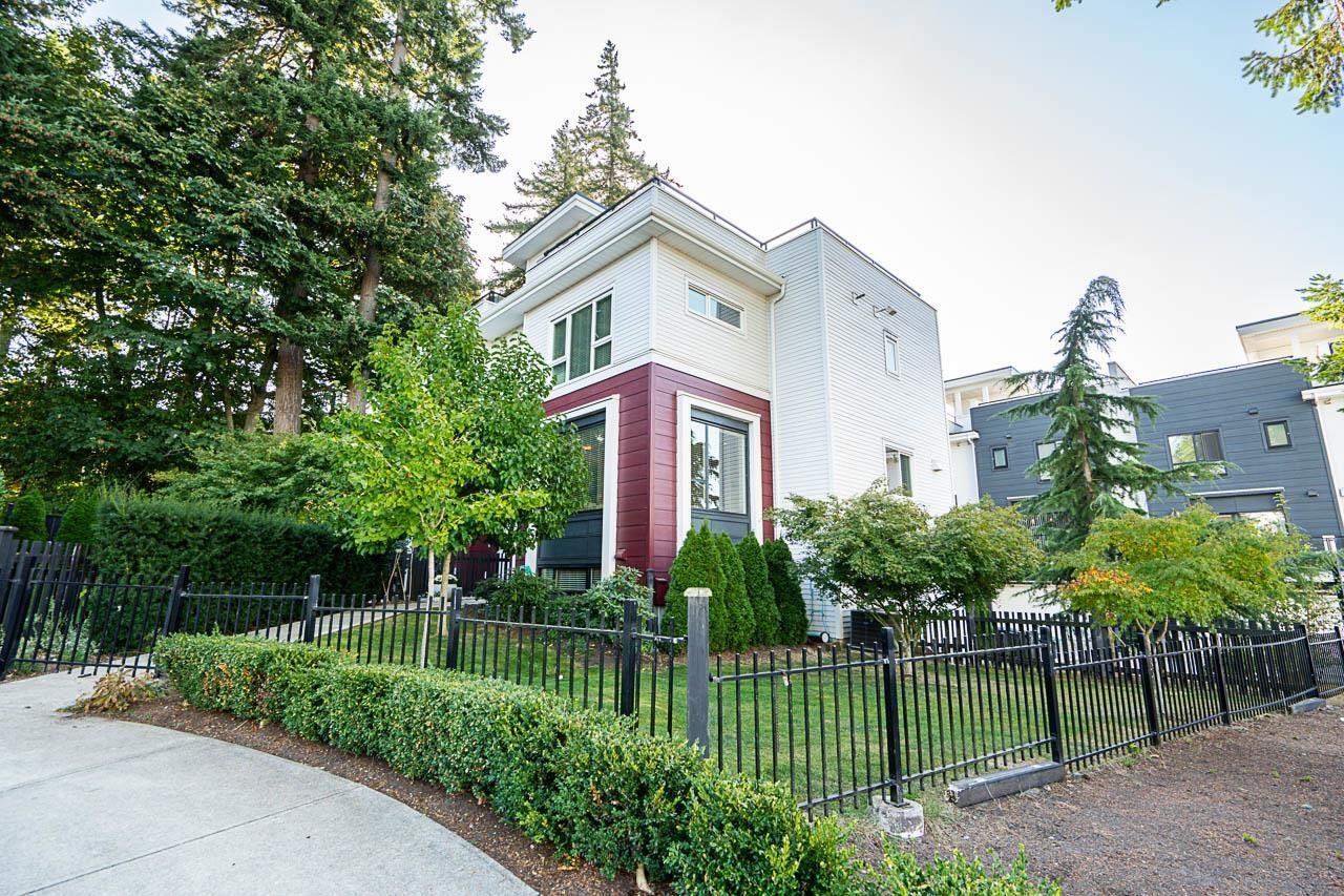 235 2218 Oak Meadows Drive, Surrey, British Columbia  V3Z 0W6 - Photo 6 - R3052445