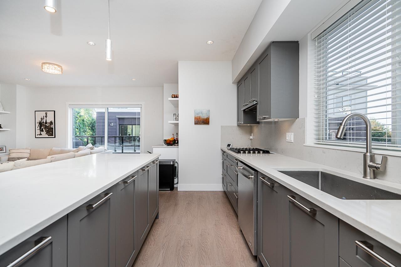 235 2218 Oak Meadows Drive, Surrey, British Columbia  V3Z 0W6 - Photo 15 - R3052445