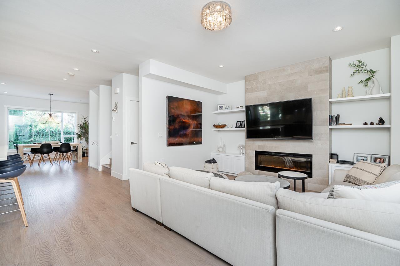 235 2218 Oak Meadows Drive, Surrey, British Columbia  V3Z 0W6 - Photo 17 - R3052445