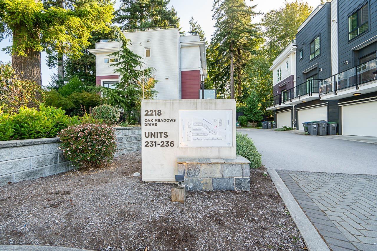235 2218 Oak Meadows Drive, Surrey, British Columbia  V3Z 0W6 - Photo 4 - R3052445