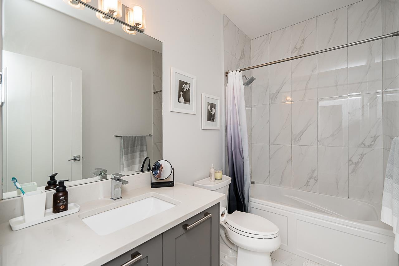 235 2218 Oak Meadows Drive, Surrey, British Columbia  V3Z 0W6 - Photo 30 - R3052445