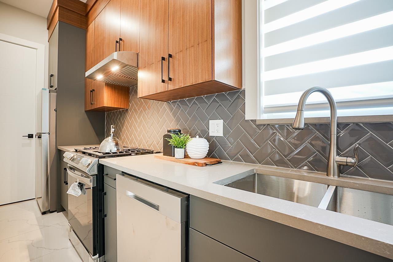 16751 18b Avenue, Surrey, British Columbia  V3Z 1A2 - Photo 15 - R3052046