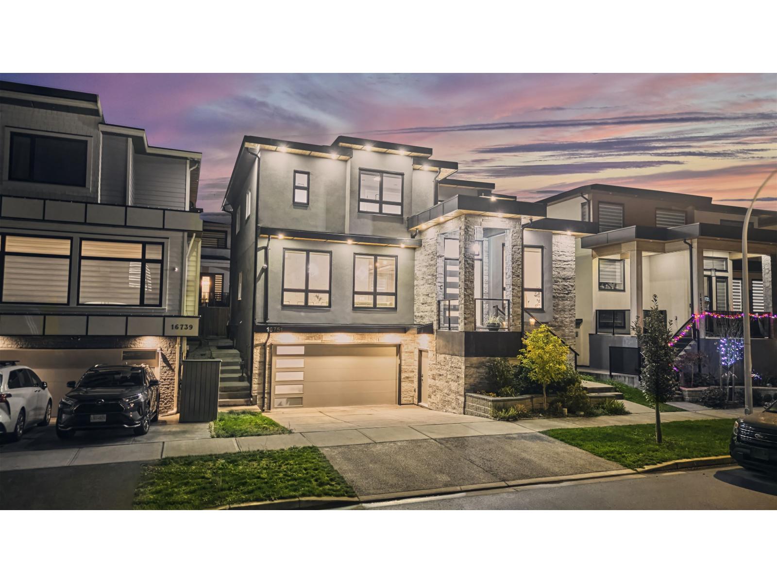 16751 18b Avenue, Surrey, British Columbia  V3Z 1A2 - Photo 4 - R3052046