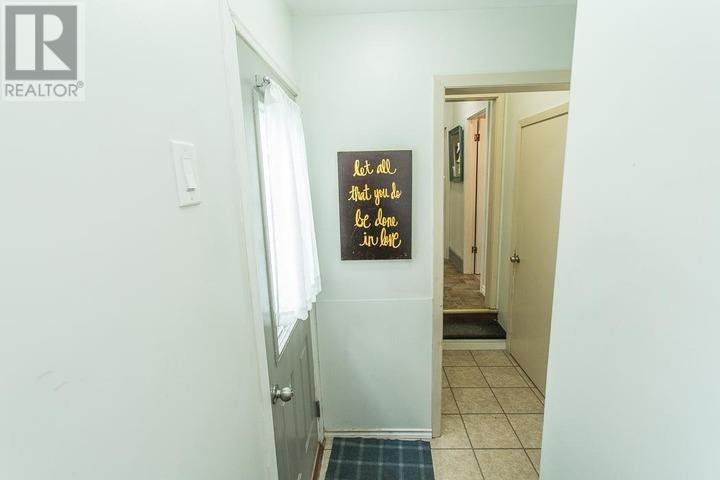 1750 Queen St E, Sault Ste. Marie, Ontario  P6A 2H1 - Photo 11 - SM252356