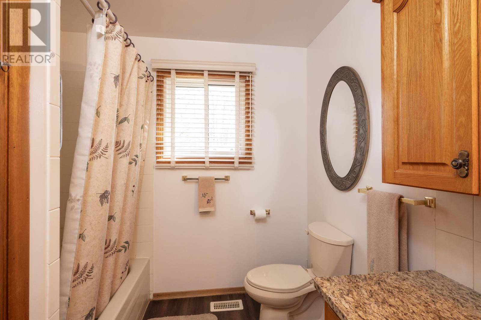 540 Hazelwood Dr, Thunder Bay, Ontario  P7G 1Y4 - Photo 24 - TB253223