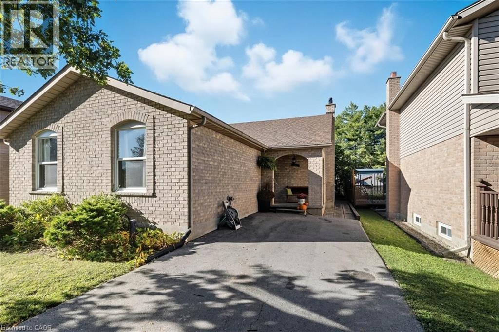 361 CORNERBROOK Place, Waterloo, Ontario