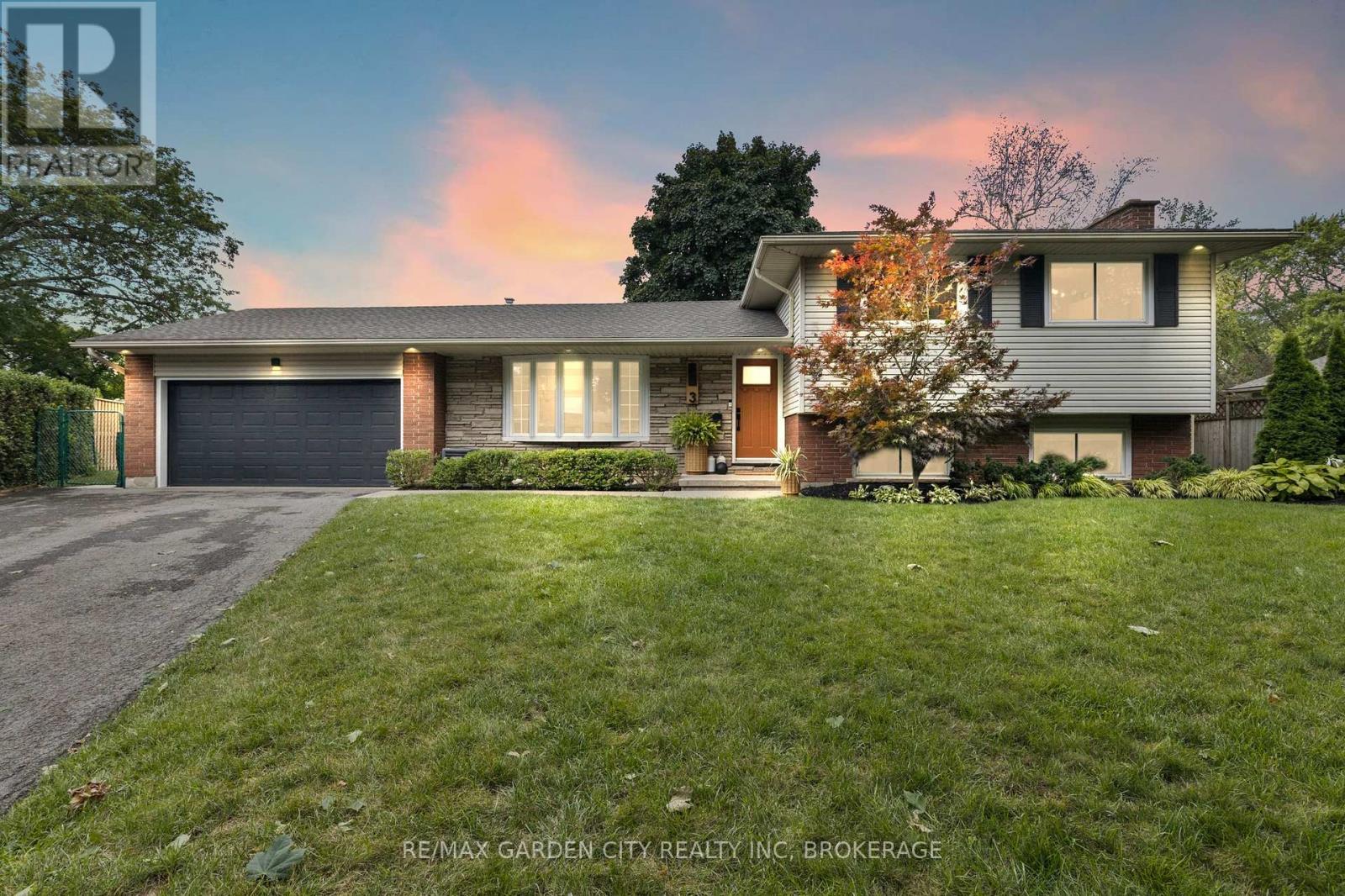3 Cardinal Circle, St. Catharines, Ontario  L2M 1Z7 - Photo 3 - X12431529