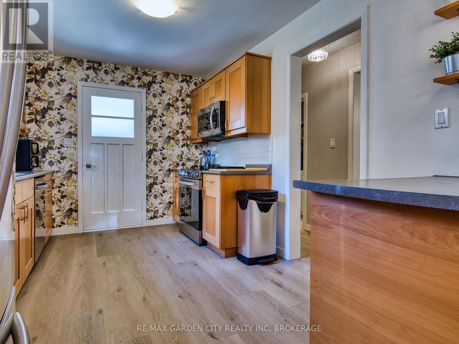 3563 Harvard Avenue, Niagara Falls (Casey), Ontario  L2J 3C6 - Photo 20 - X12469857