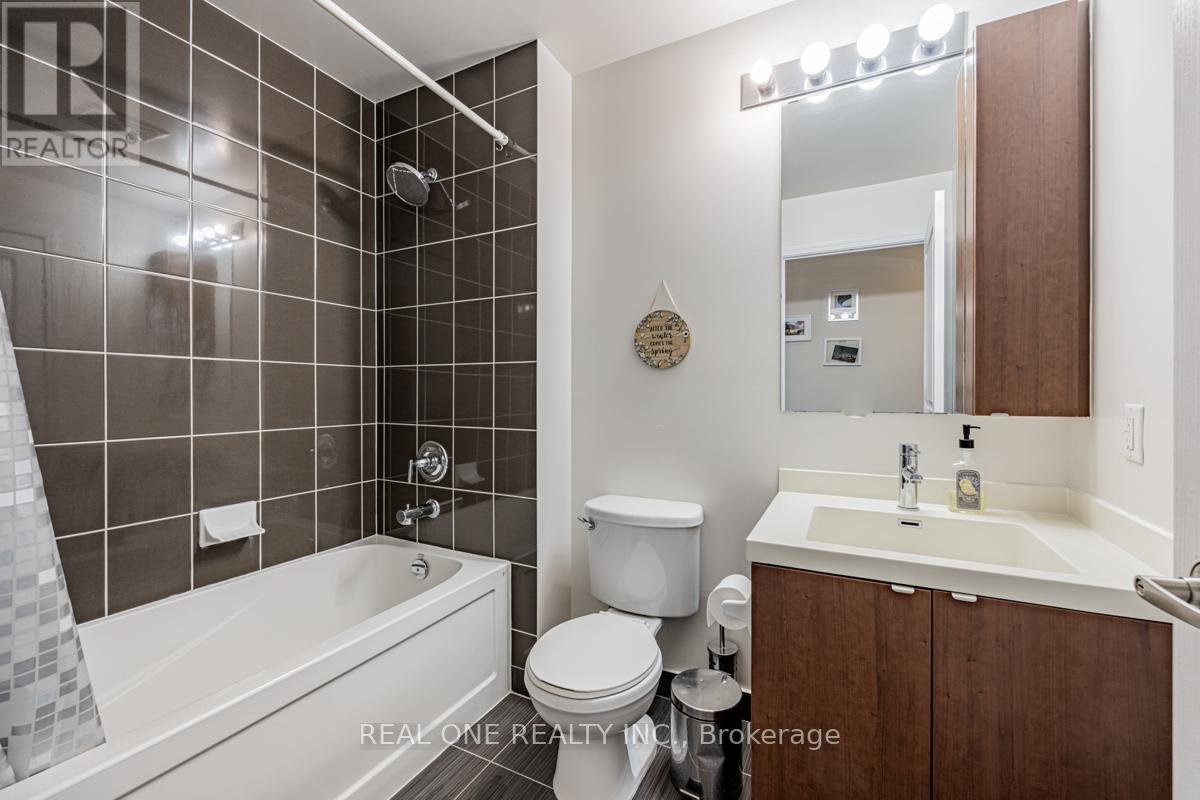 1105 - 352 Front Street W, Toronto, Ontario  M5V 0K3 - Photo 17 - C12469848