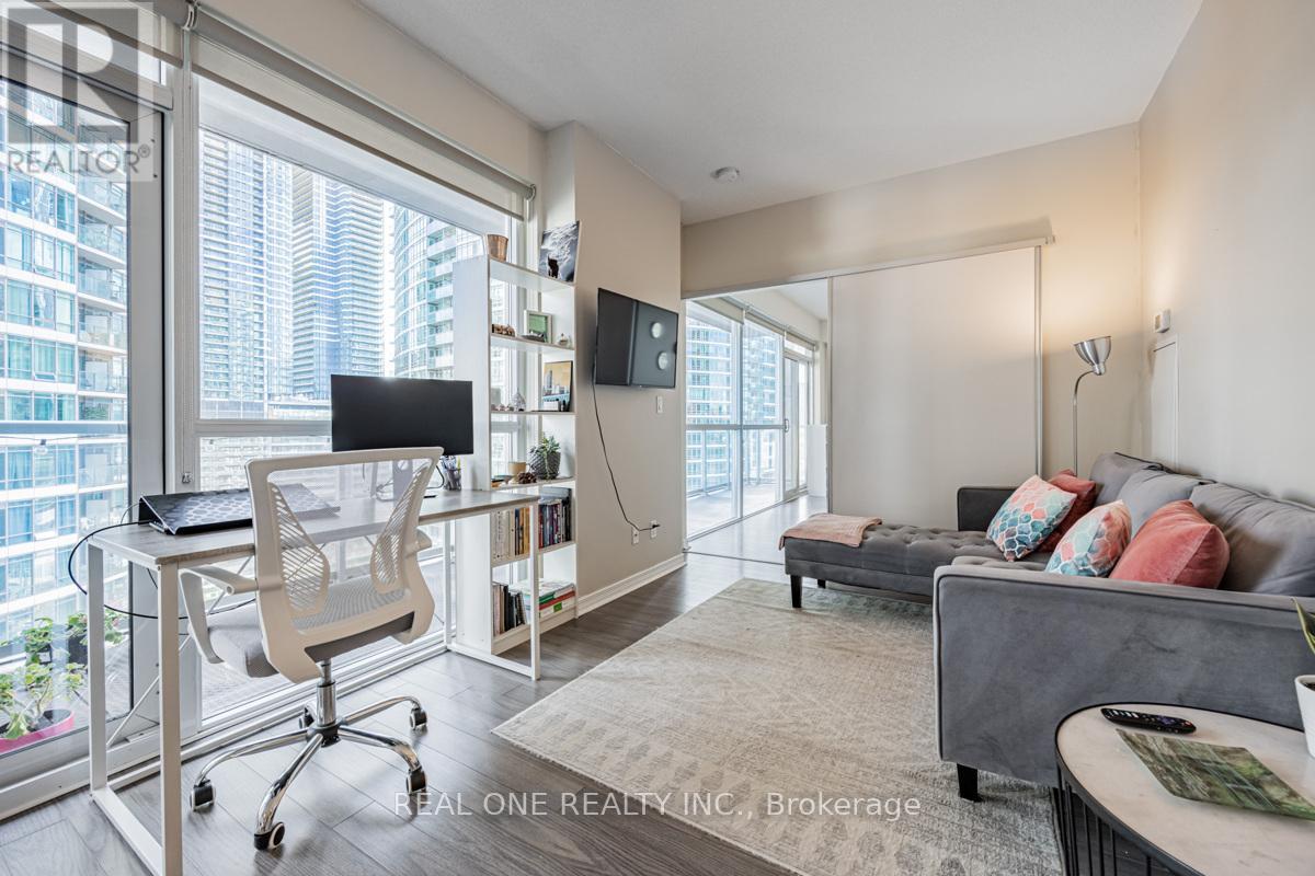 1105 - 352 Front Street W, Toronto, Ontario  M5V 0K3 - Photo 5 - C12469848