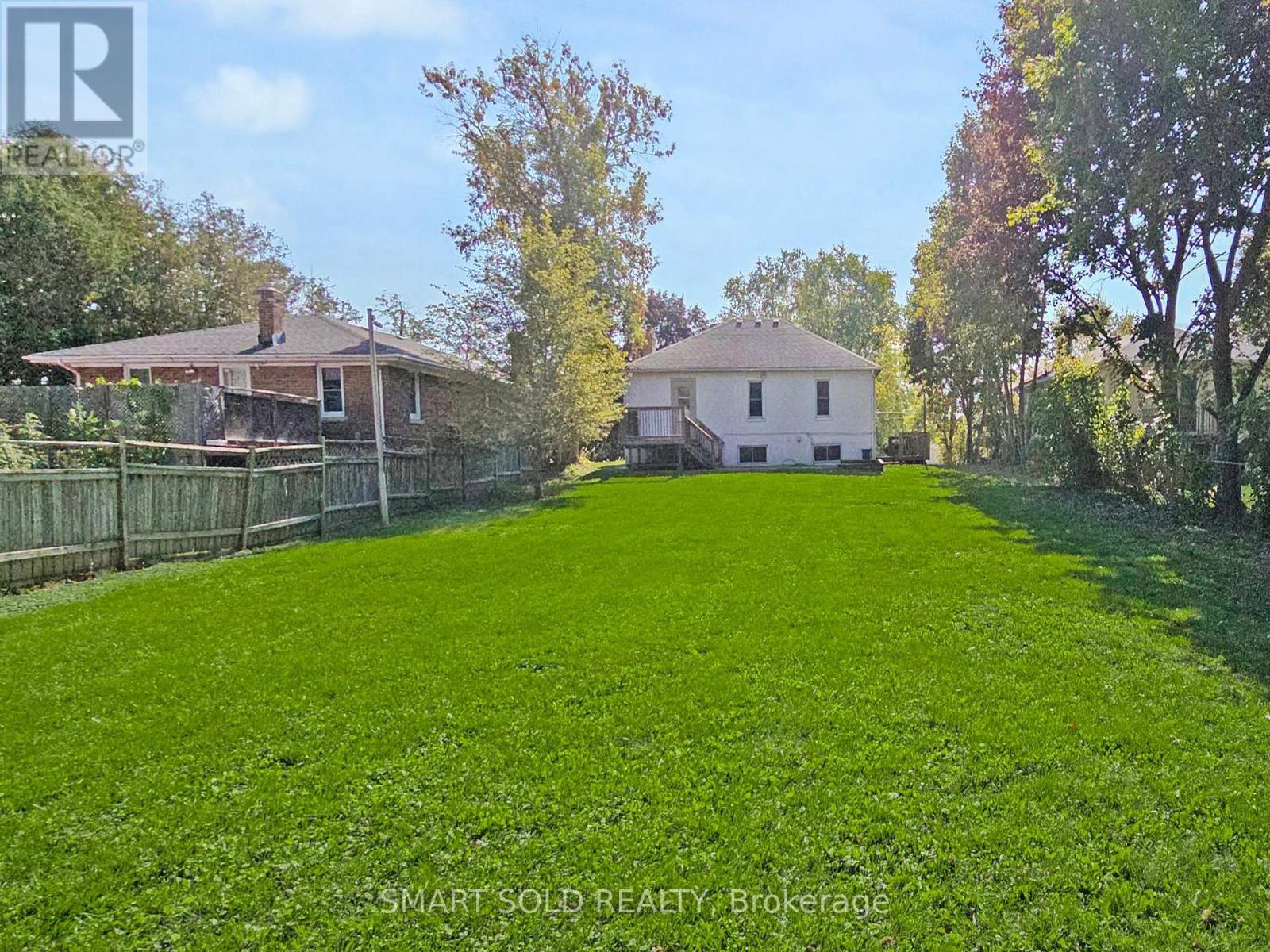 1051 Janette Street, Newmarket, Ontario  L3Y 3C4 - Photo 41 - N12469847