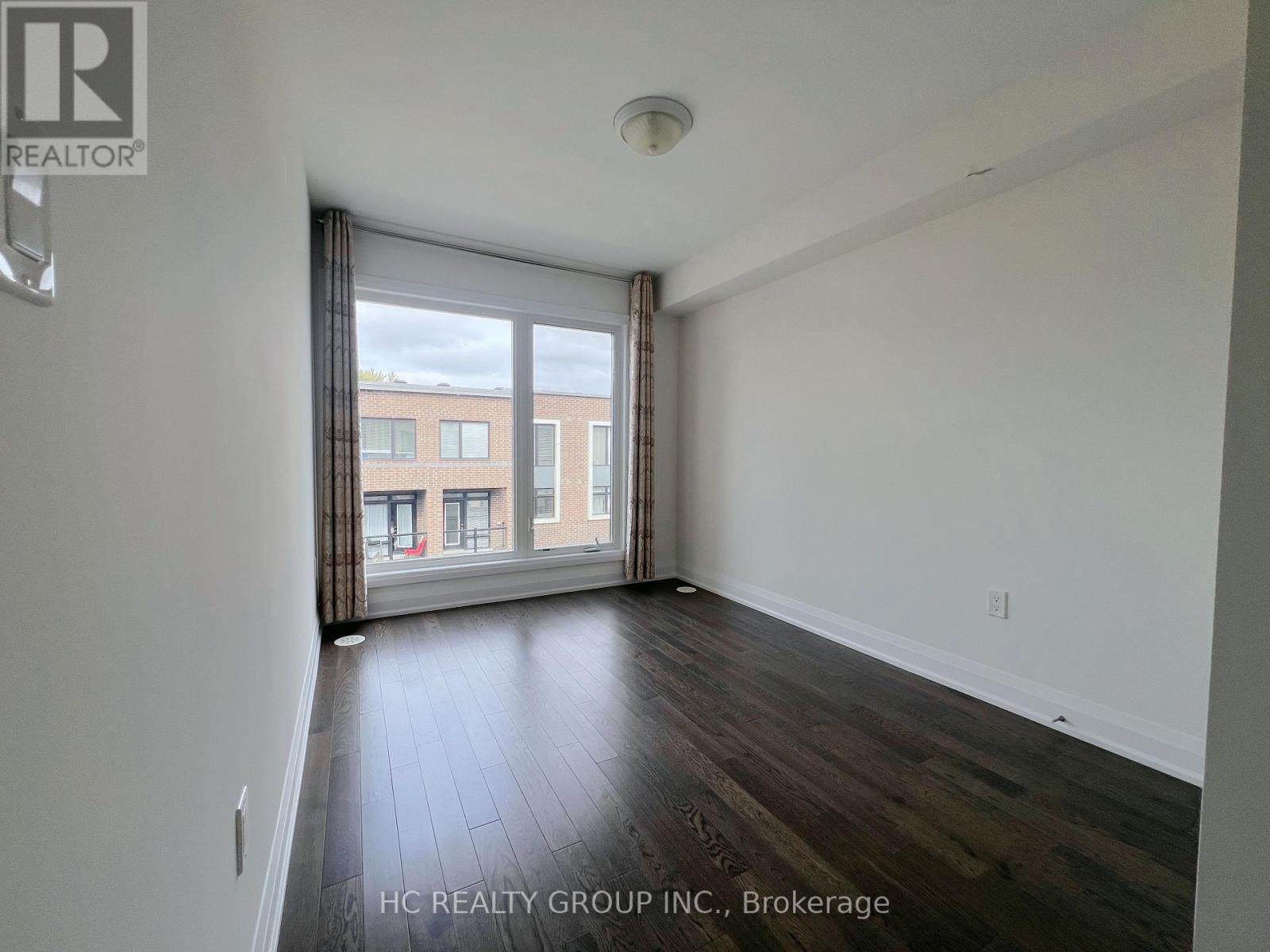 142 Moneypenny Place, Vaughan, Ontario  L4J 0L1 - Photo 9 - N12469855
