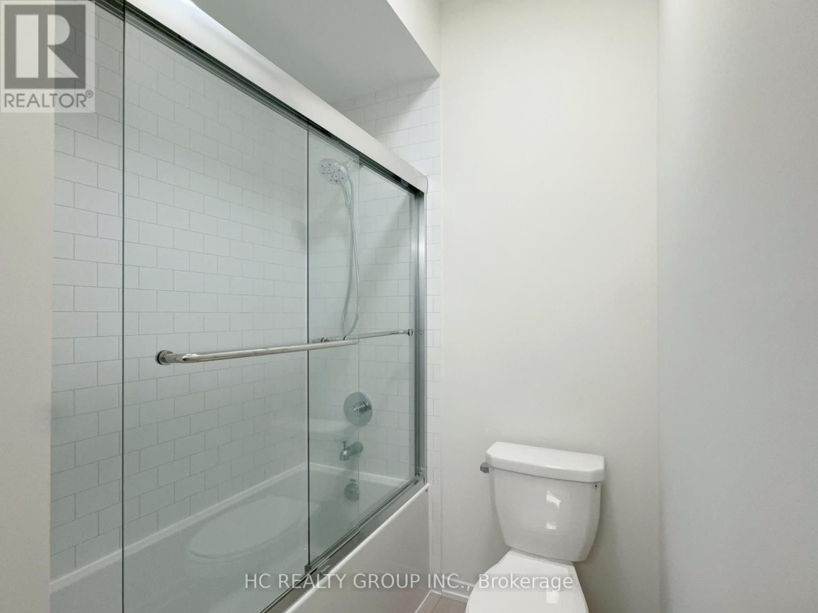 194 Matawin Lane, Richmond Hill, Ontario  L4B 0H7 - Photo 8 - N12469860