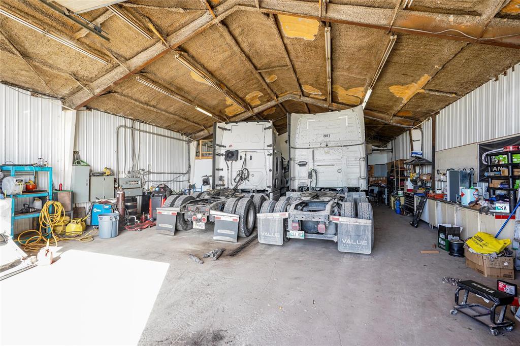 7 Industrial Road N, St Andrews, Manitoba  R1A 3N8 - Photo 2 - 202526215