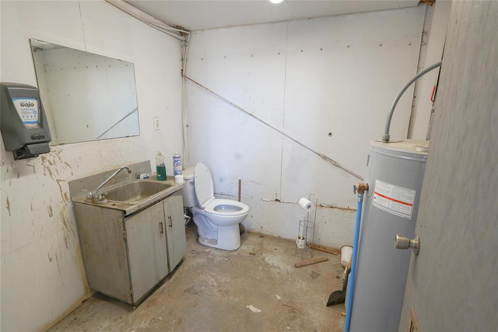 7 Industrial Road N, St Andrews, Manitoba  R1A 3N8 - Photo 6 - 202526215