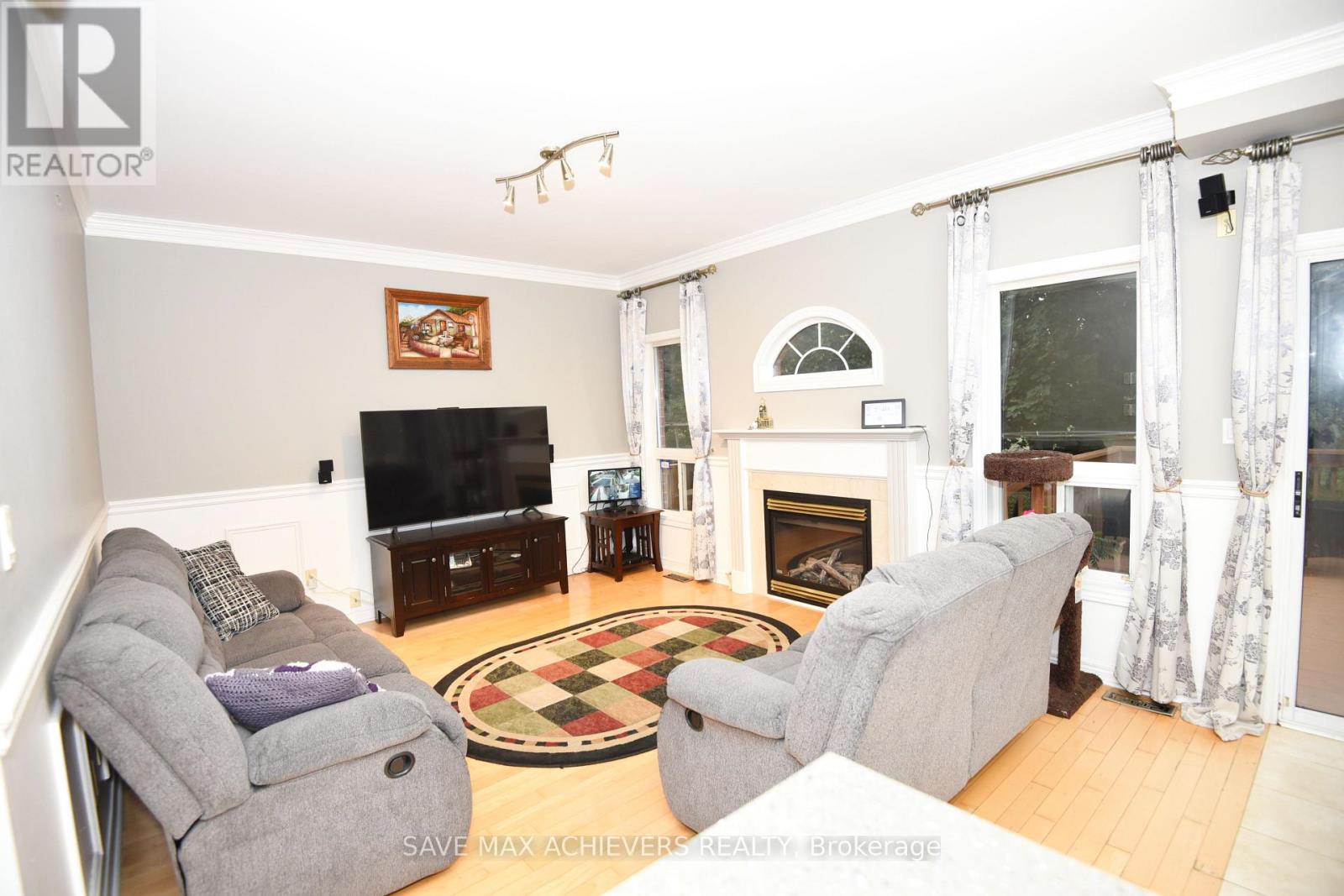 521 Navigator Drive, Mississauga, Ontario  L5W 1P5 - Photo 14 - W12469849