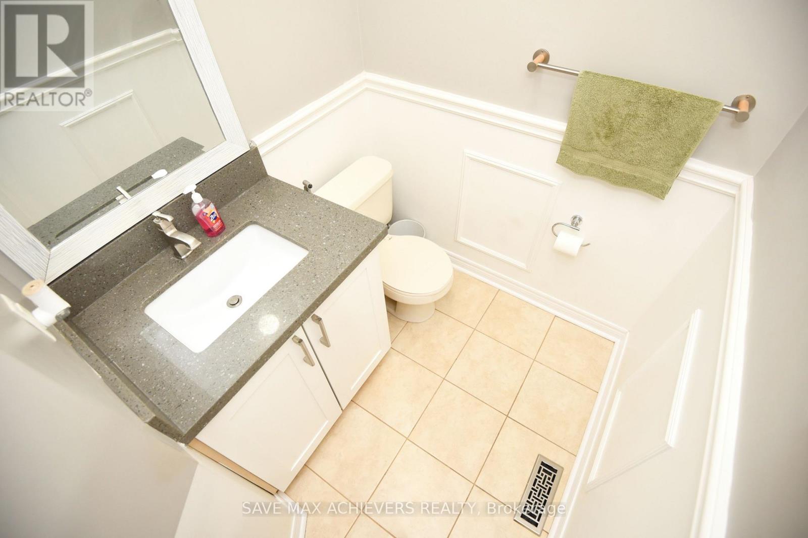 521 Navigator Drive, Mississauga, Ontario  L5W 1P5 - Photo 18 - W12469849