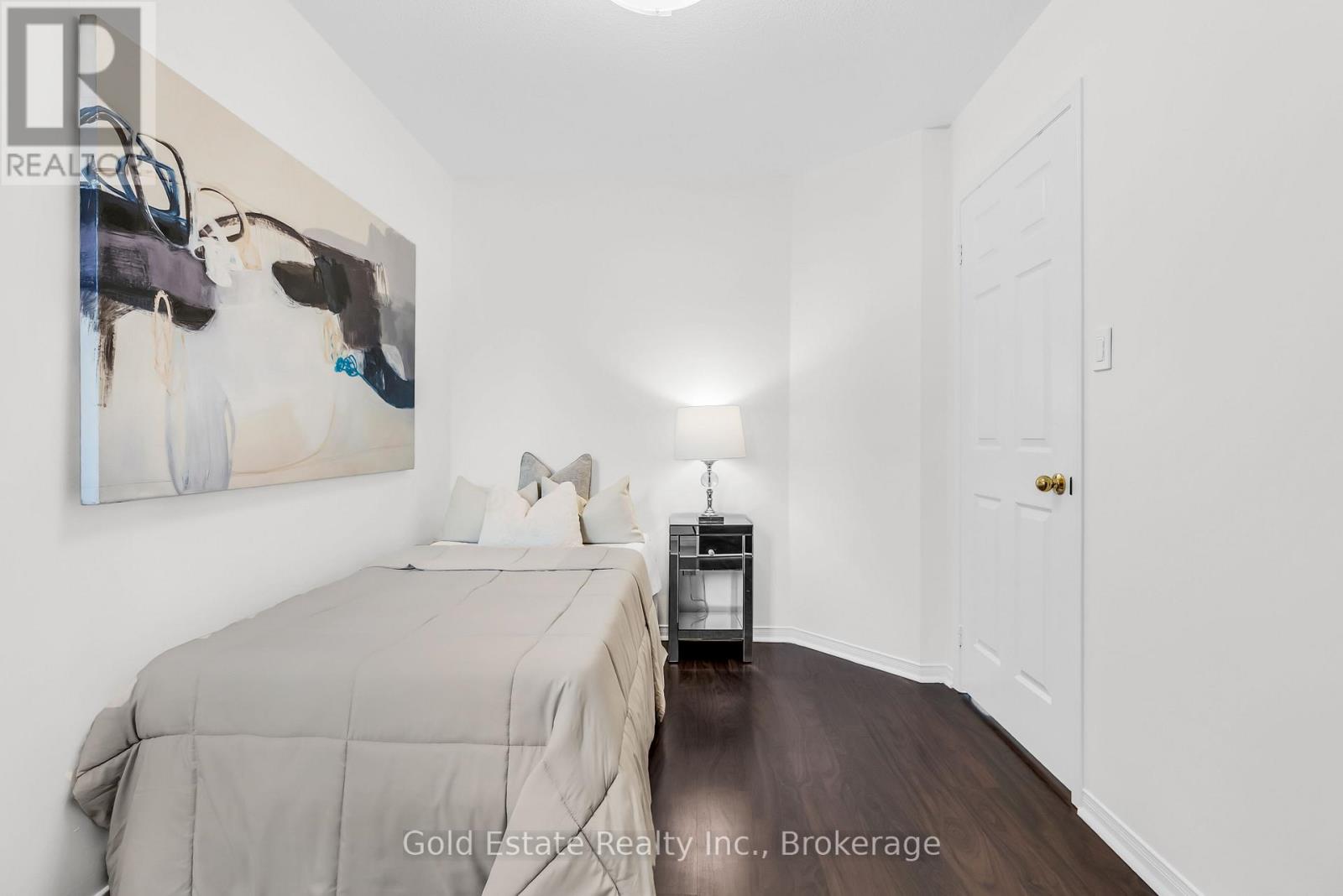 2259 Meadowland Drive N, Oakville, Ontario  L6H 6H3 - Photo 32 - W12469853