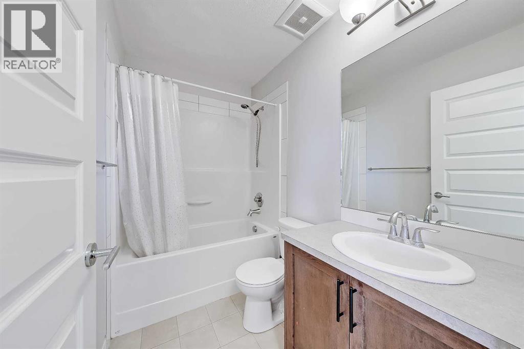 401, 1086 Williamstown Boulevard Nw, Airdrie, Alberta  T4B 3T8 - Photo 37 - A2264670