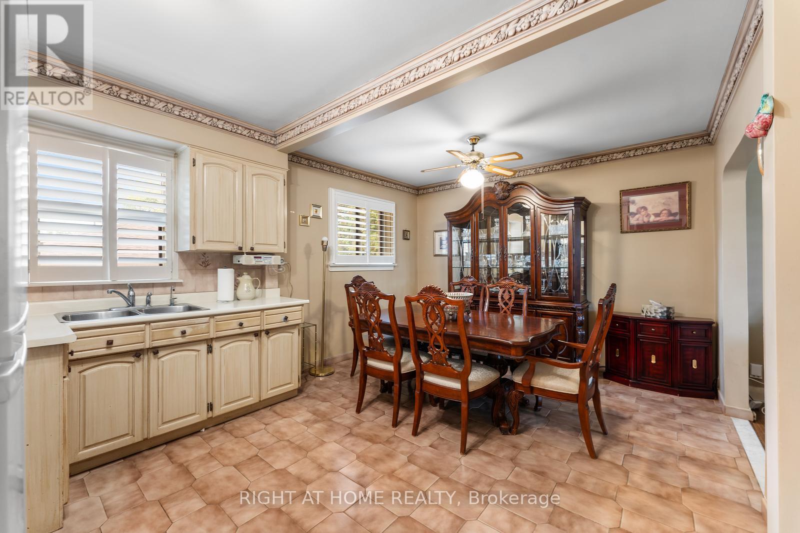 254 Richard Clark Drive, Toronto, Ontario  M3M 1W2 - Photo 15 - W12469864