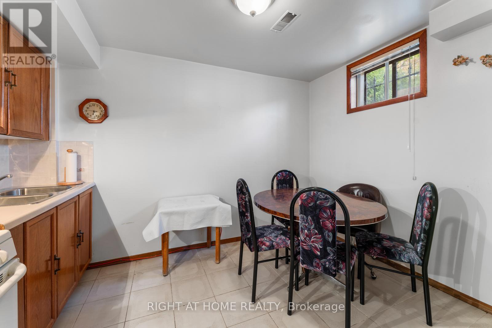 254 Richard Clark Drive, Toronto, Ontario  M3M 1W2 - Photo 29 - W12469864