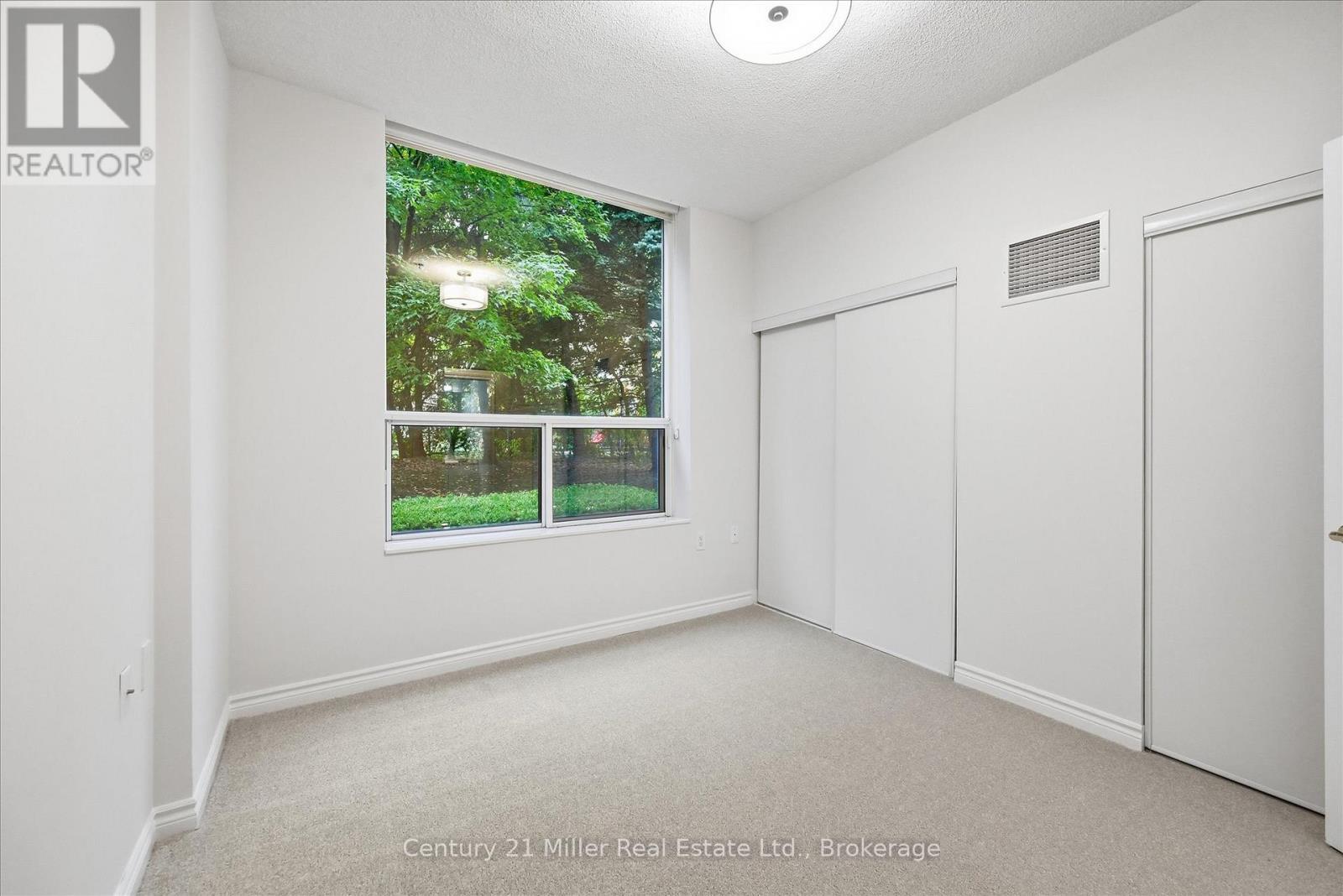 2110 - 100 Burloak Drive, Burlington, Ontario  L7L 6P6 - Photo 14 - W12469873