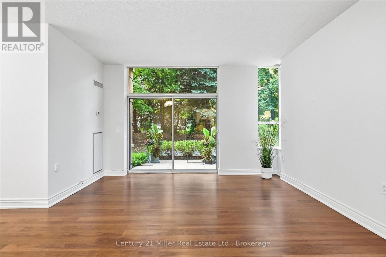 2110 - 100 Burloak Drive, Burlington, Ontario  L7L 6P6 - Photo 6 - W12469873