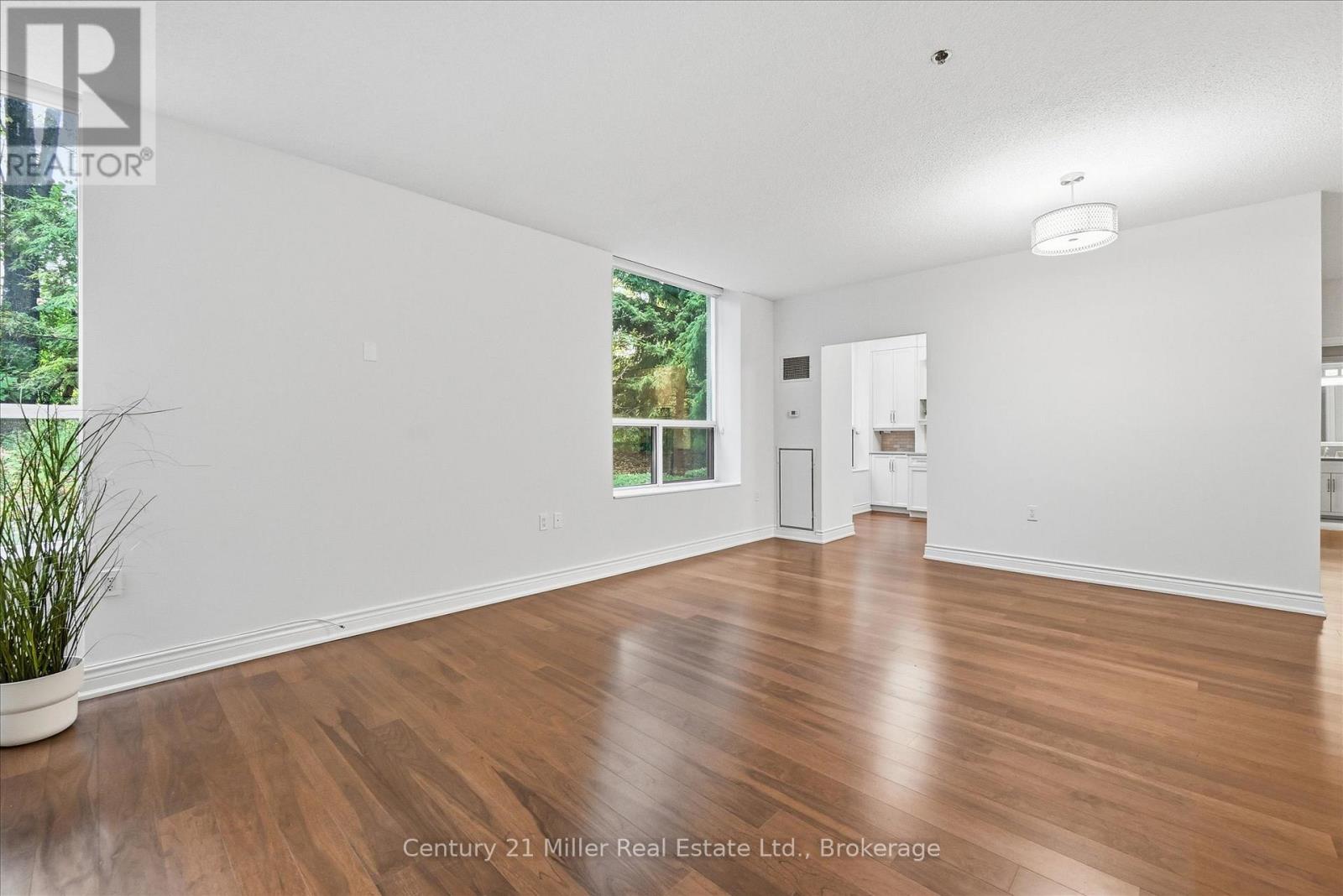 2110 - 100 Burloak Drive, Burlington, Ontario  L7L 6P6 - Photo 8 - W12469873
