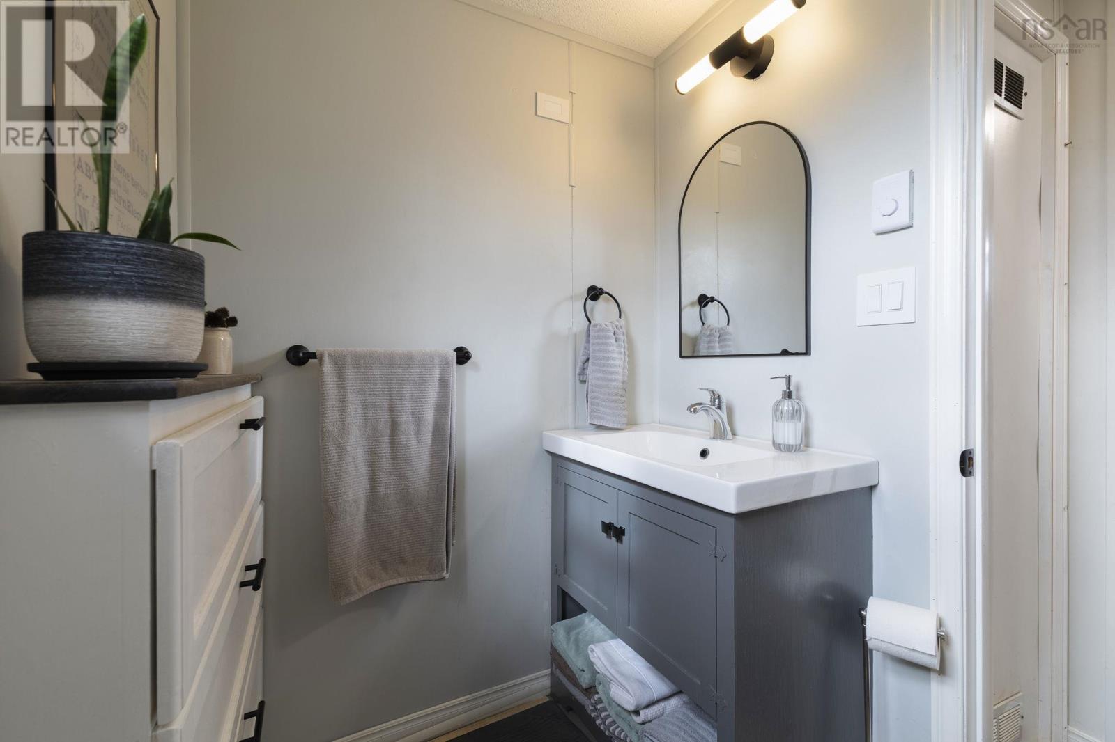 29 Fisher Road, Eastville, Nova Scotia  B0N 2P0 - Photo 17 - 202526116