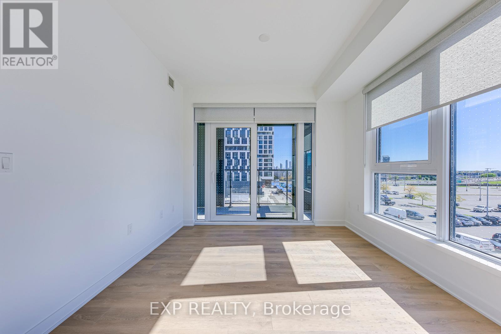 302 - 1037 The Queensway, Toronto, Ontario  M8Z 6C7 - Photo 12 - W12449304