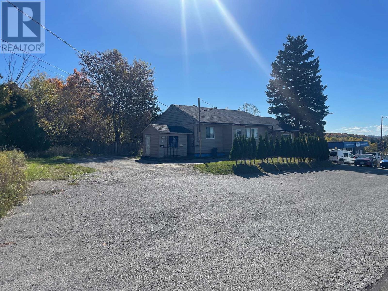 3745 Lloydtown-Aurora Road S, King, Ontario  L7B 0E7 - Photo 1 - N12469867