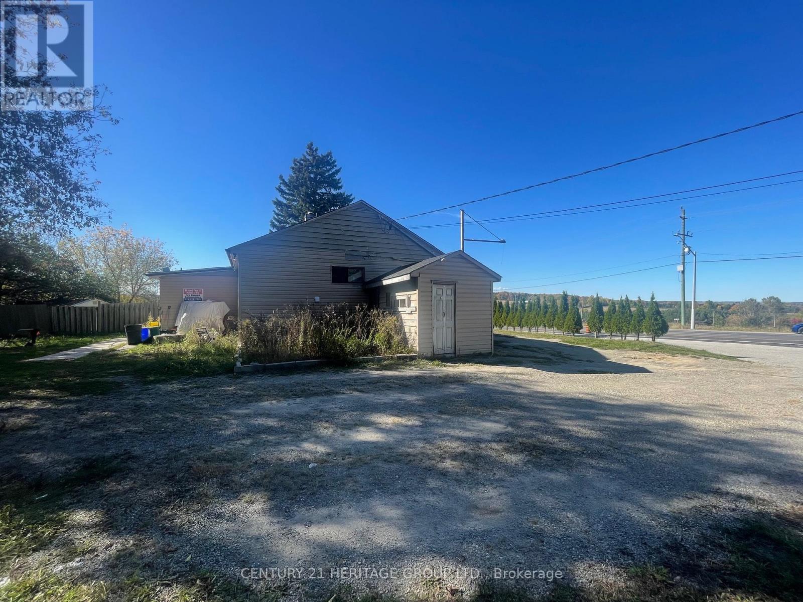 3745 Lloydtown-Aurora Road S, King, Ontario  L7B 0E7 - Photo 3 - N12469867
